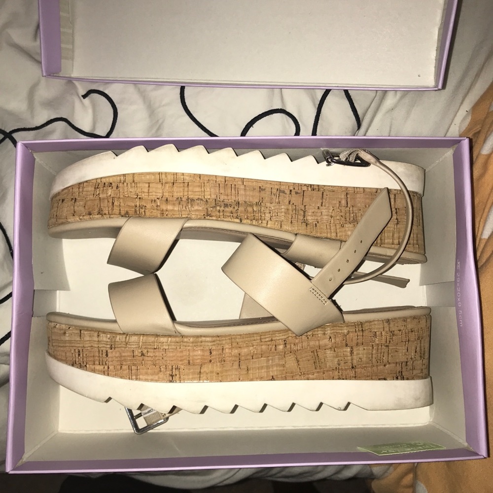 STEVE MADDEN PLATFORMS